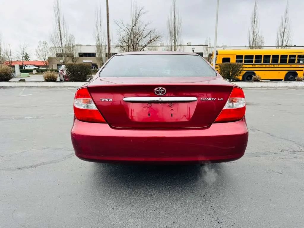 Used 2002 Toyota Camry LE FWD image 4