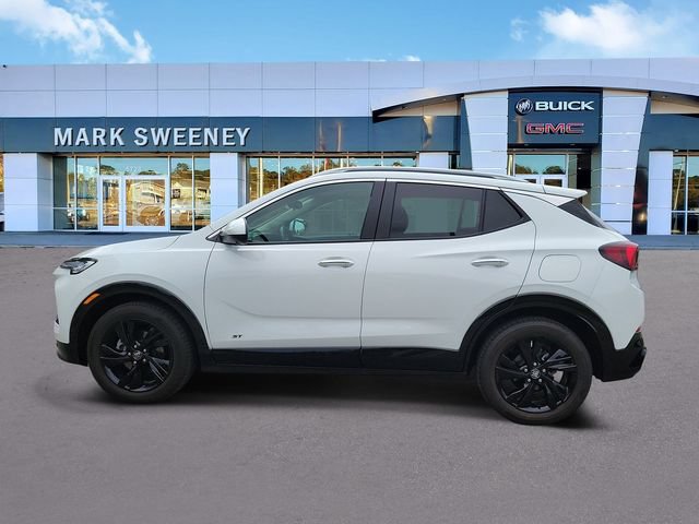 Used 2025 Buick Encore GX Sport Touring FWD image 28