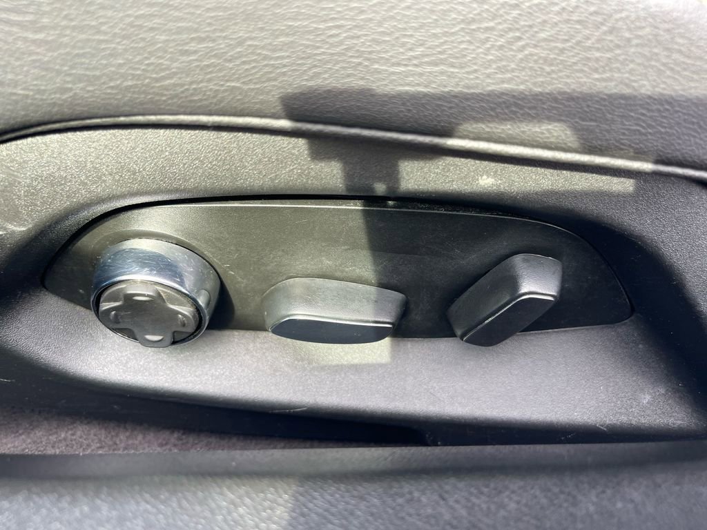 Used 2024 Chevrolet Corvette Stingray Premium Cpe w/ Z51 Performance Package image 10