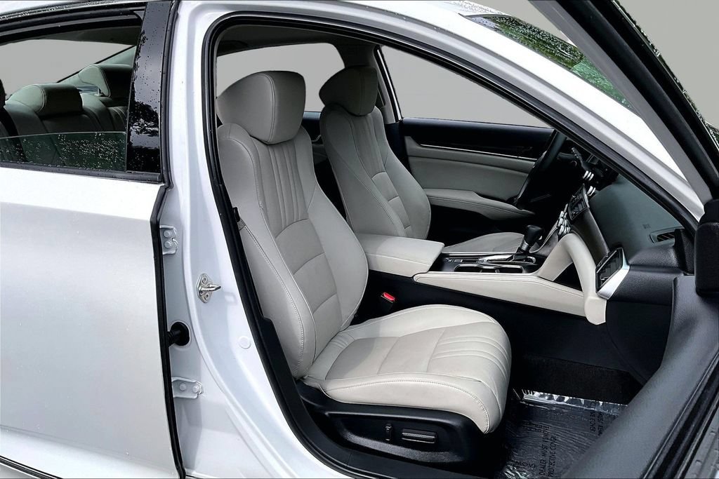Used 2018 Honda Accord EX-L image 22