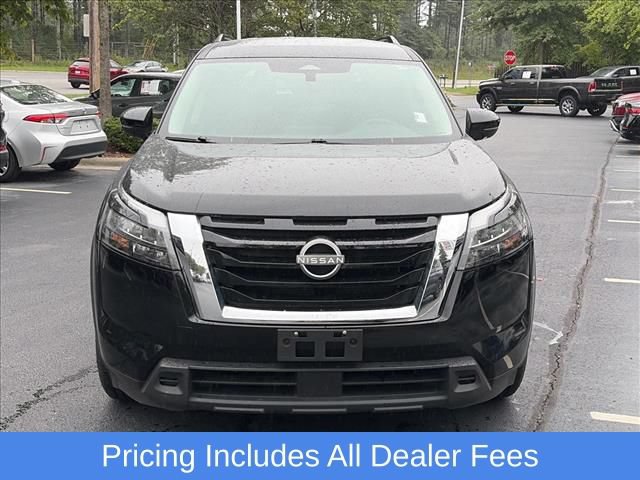 Used 2024 Nissan Pathfinder SV AWD/4WD image 4