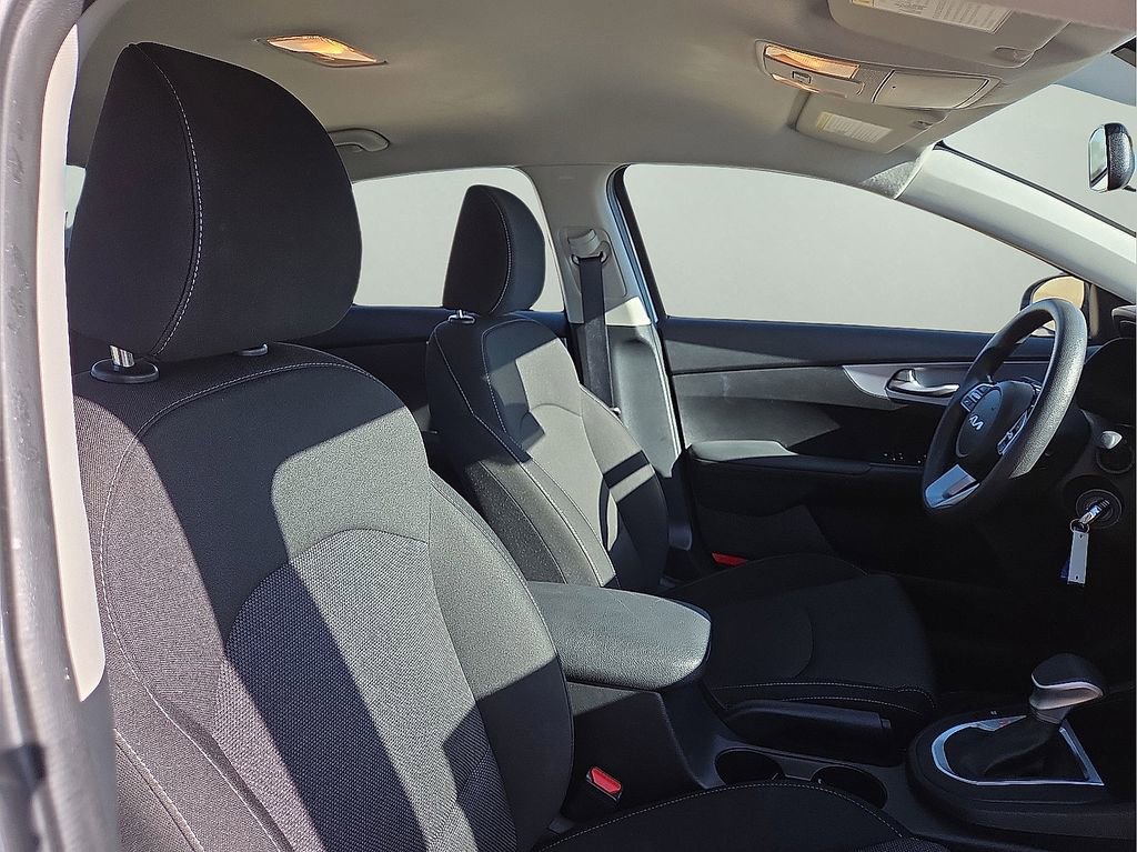 Used 2024 Kia Forte LXS image 14