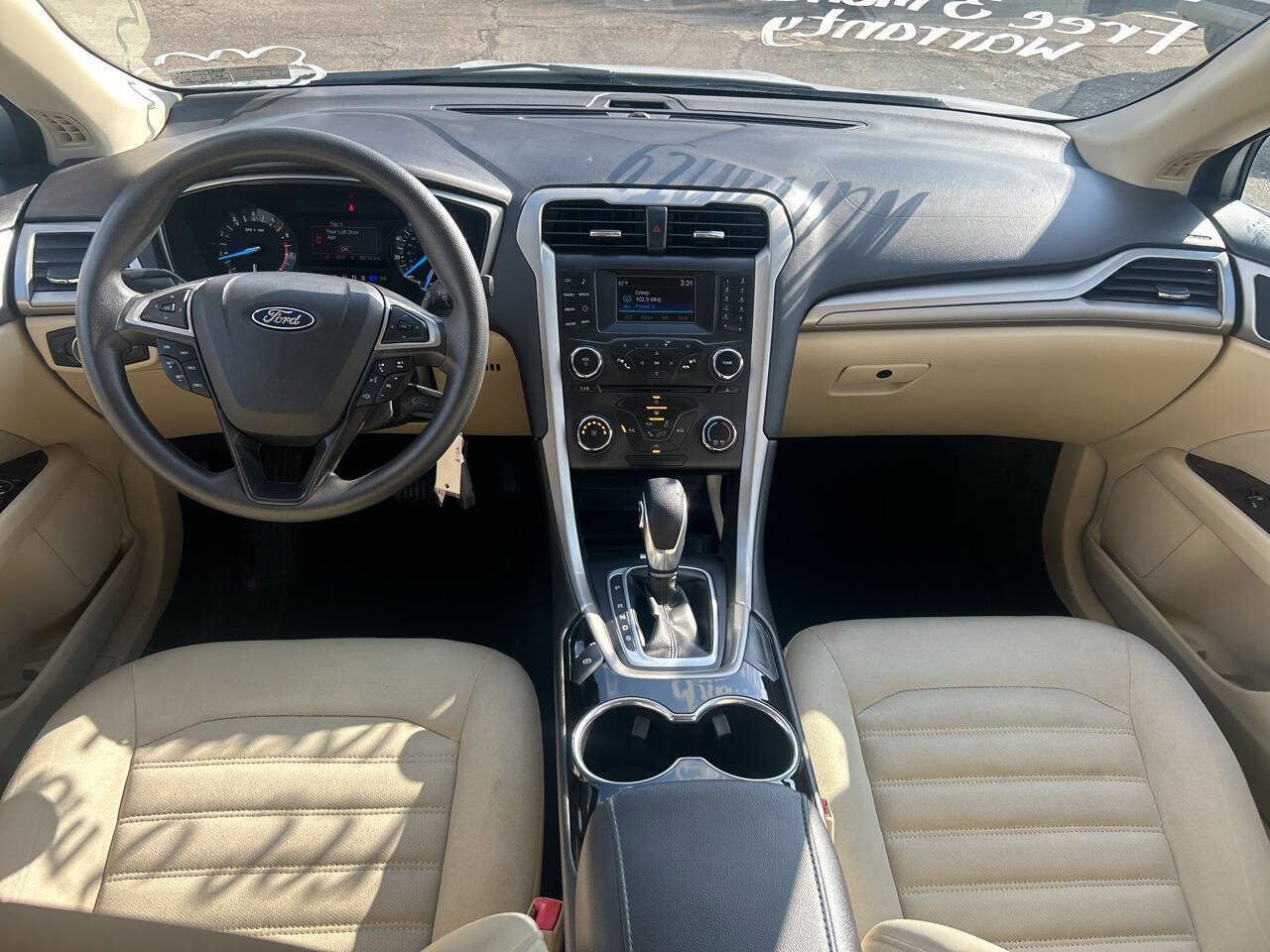 Used 2015 Ford Fusion SE image 38