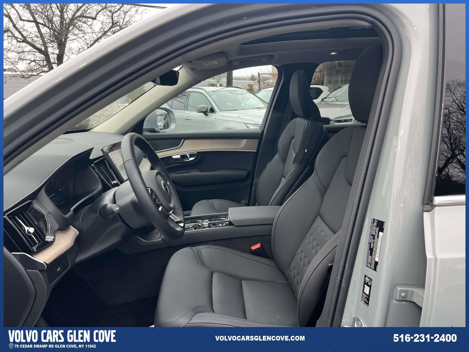 Used 2026 Volvo XC90 B5 Core w/ Protection Package image 11