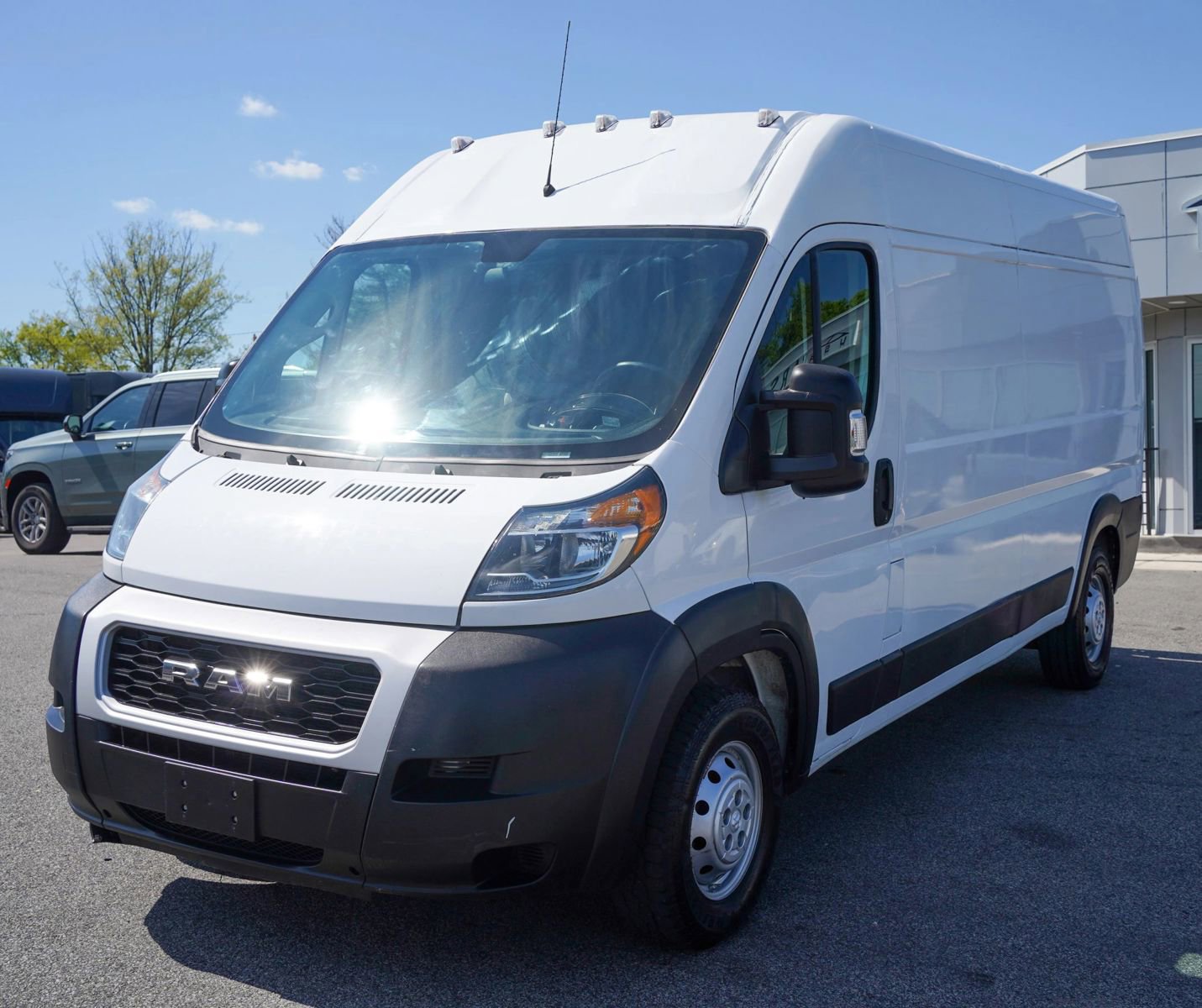 Used 2021 RAM ProMaster 2500 FWD image 2
