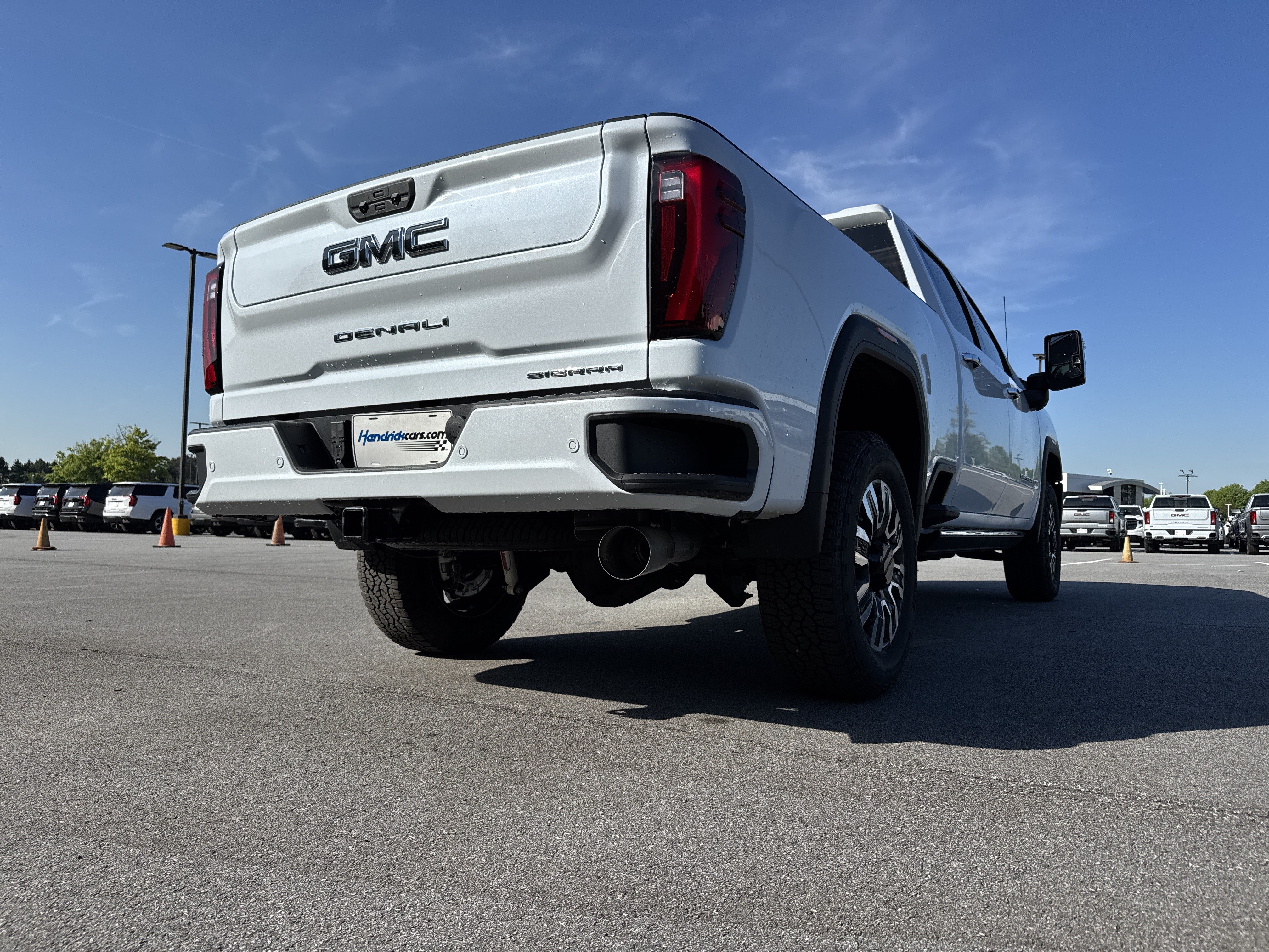 New 2026 GMC Sierra 2500 Denali Ultimate AWD/4WD image 10