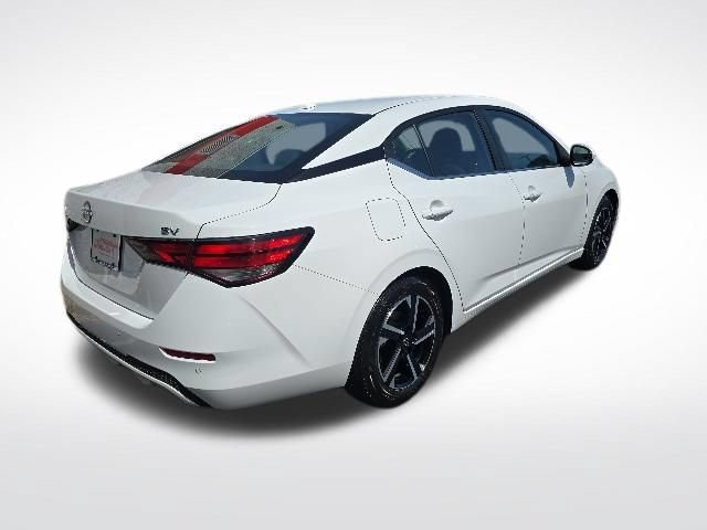 Used 2024 Nissan Sentra SV FWD image 5