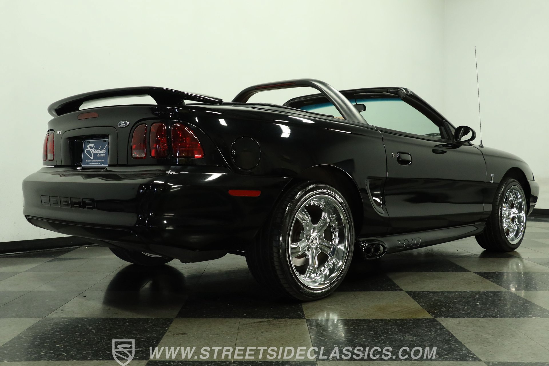 Used 1998 Ford Mustang Cobra RWD image 26