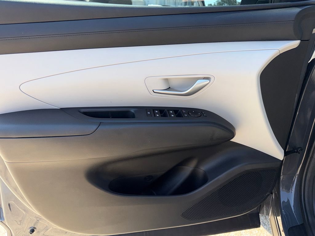 Used 2025 Hyundai Tucson SEL image 15