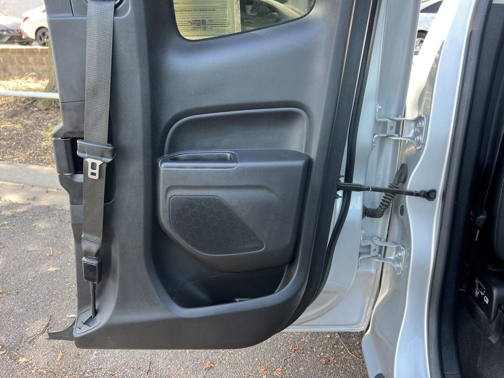 Used 2018 Chevrolet Colorado LT w/ LT Convenience Package image 13