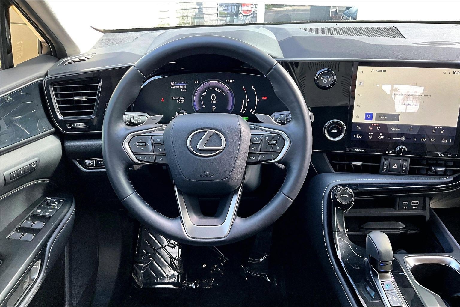 Used 2025 Lexus NX 350h 350h Premium image 5