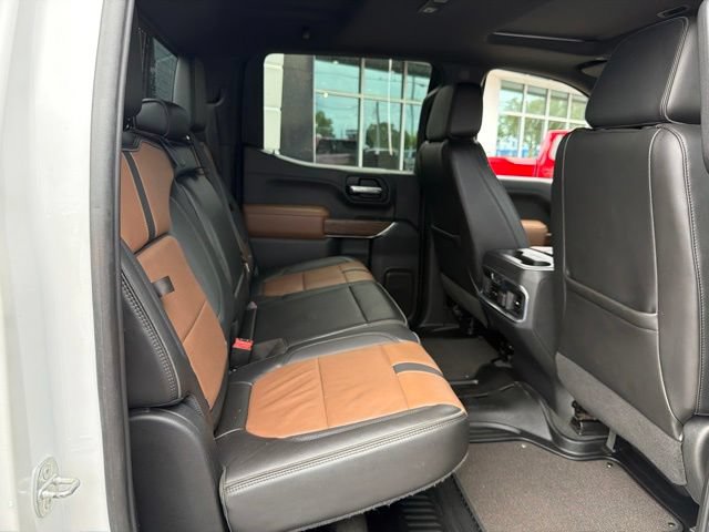 Used 2021 Chevrolet Silverado 1500 High Country w/ Technology Package AWD/4WD image 21