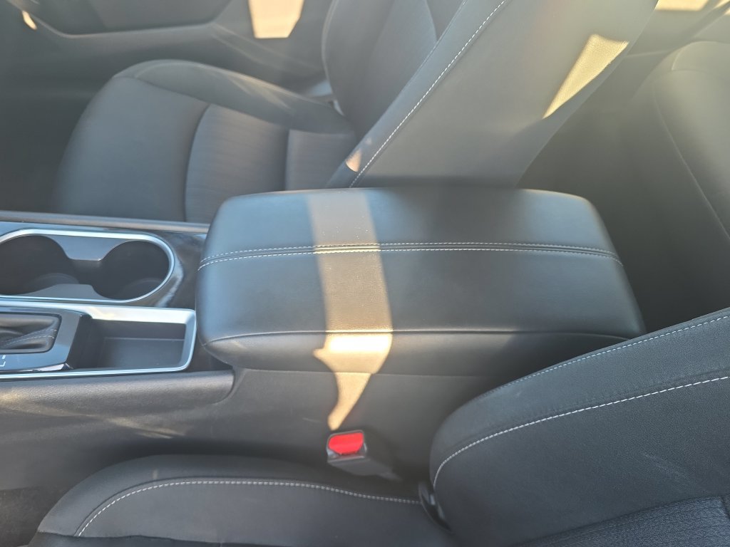 Used 2024 Nissan Altima 2.5 SV FWD image 22