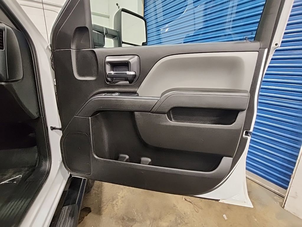 Used 2019 Chevrolet Silverado 2500 W/T AWD/4WD image 24