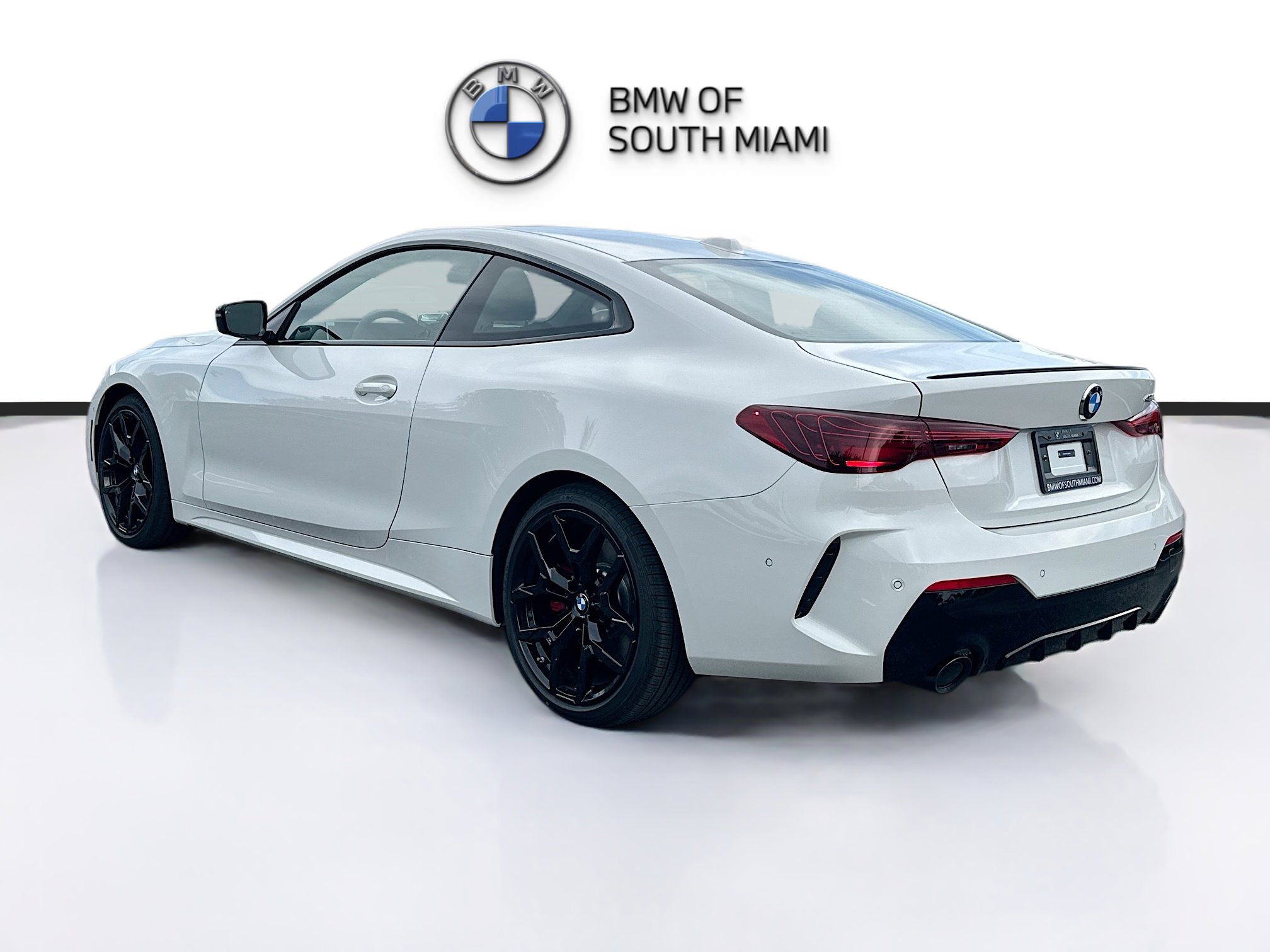 New 2026 BMW 430i Coupe w/ M Sport Package image 4