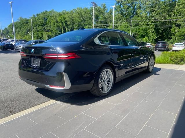 Used 2024 BMW 530i xDrive w/ Convenience Package AWD/4WD image 7