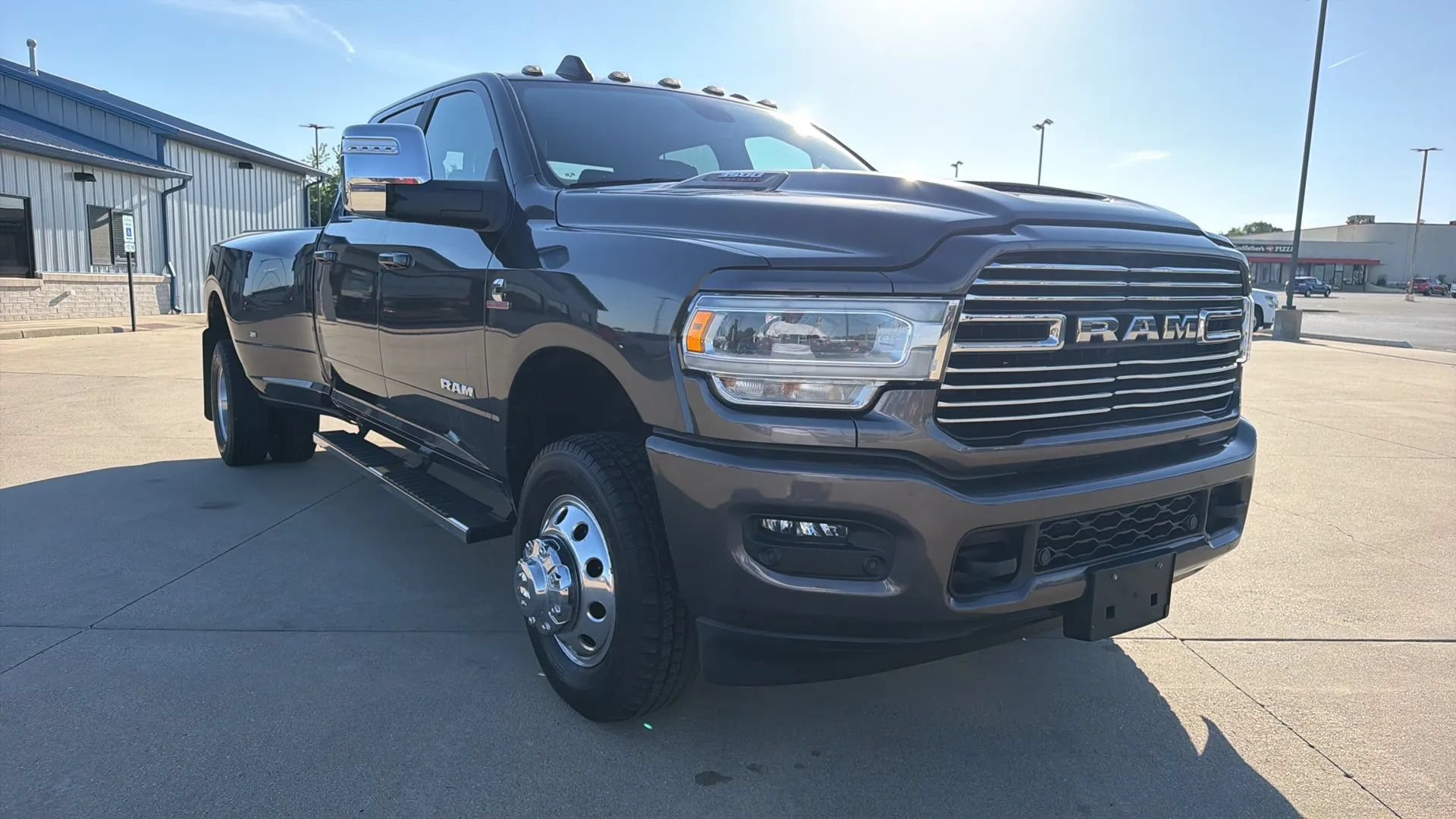 Used 2023 RAM 3500 Laramie AWD/4WD image 34