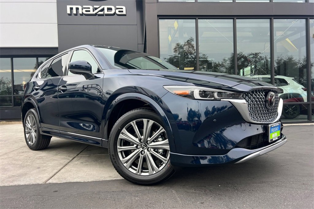 New 2025 MAZDA CX-5 Signature image 2