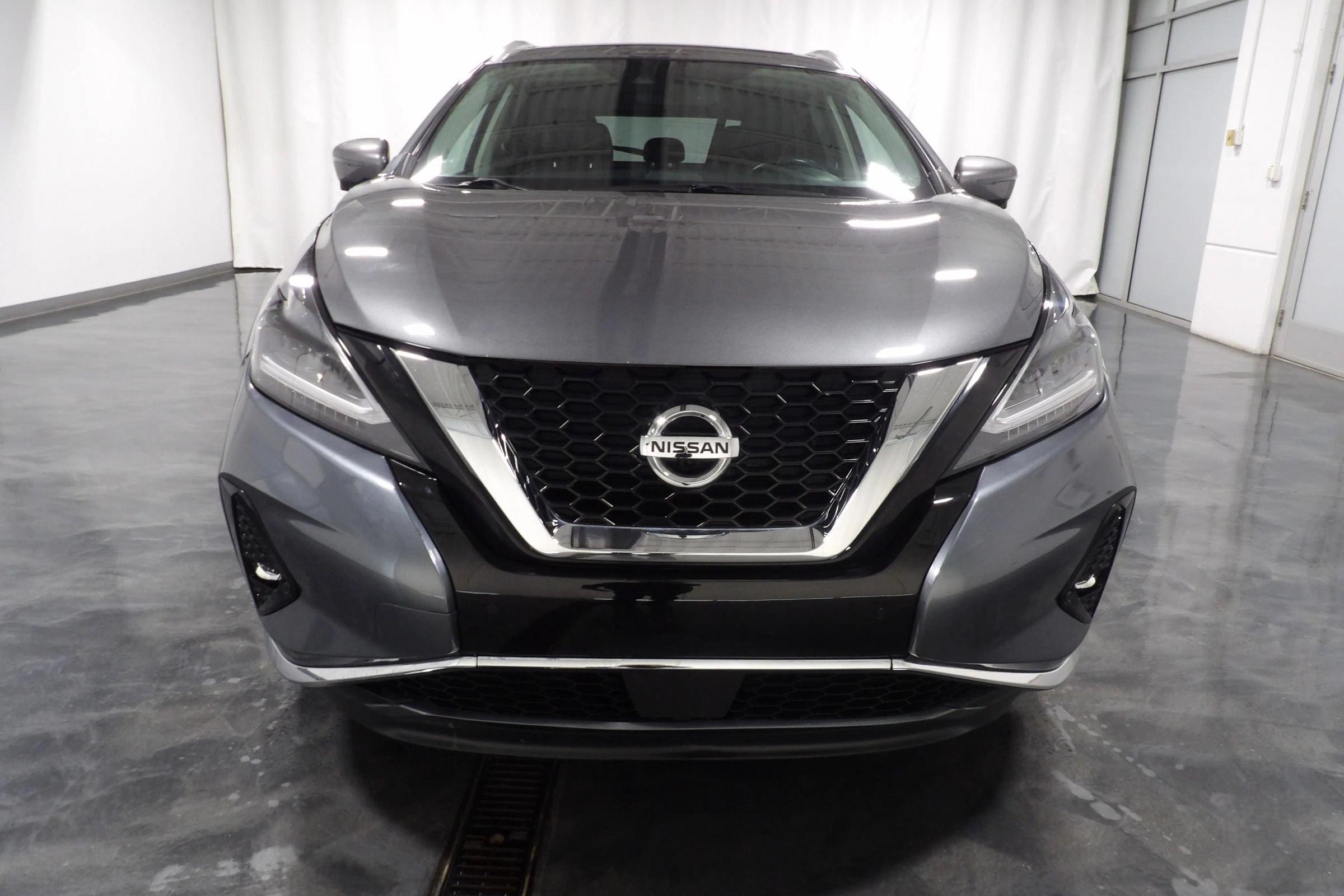 Used 2019 Nissan Murano SL w/ SL Technology Package AWD/4WD image 3
