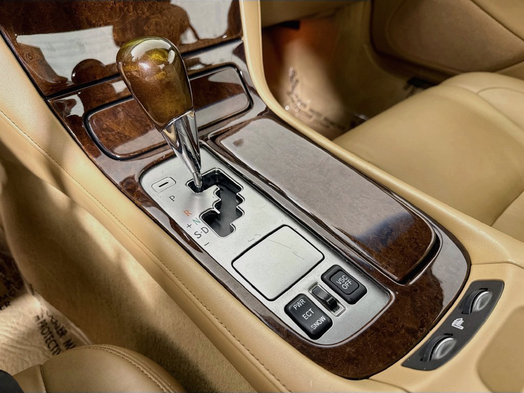 Used 2006 Lexus SC 430 Convertible w/ Preferred Accessory Pkg RWD image 17