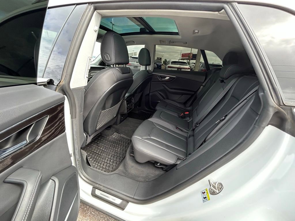 Used 2023 Audi Q8 Premium Plus w/ Premium Plus Package image 59