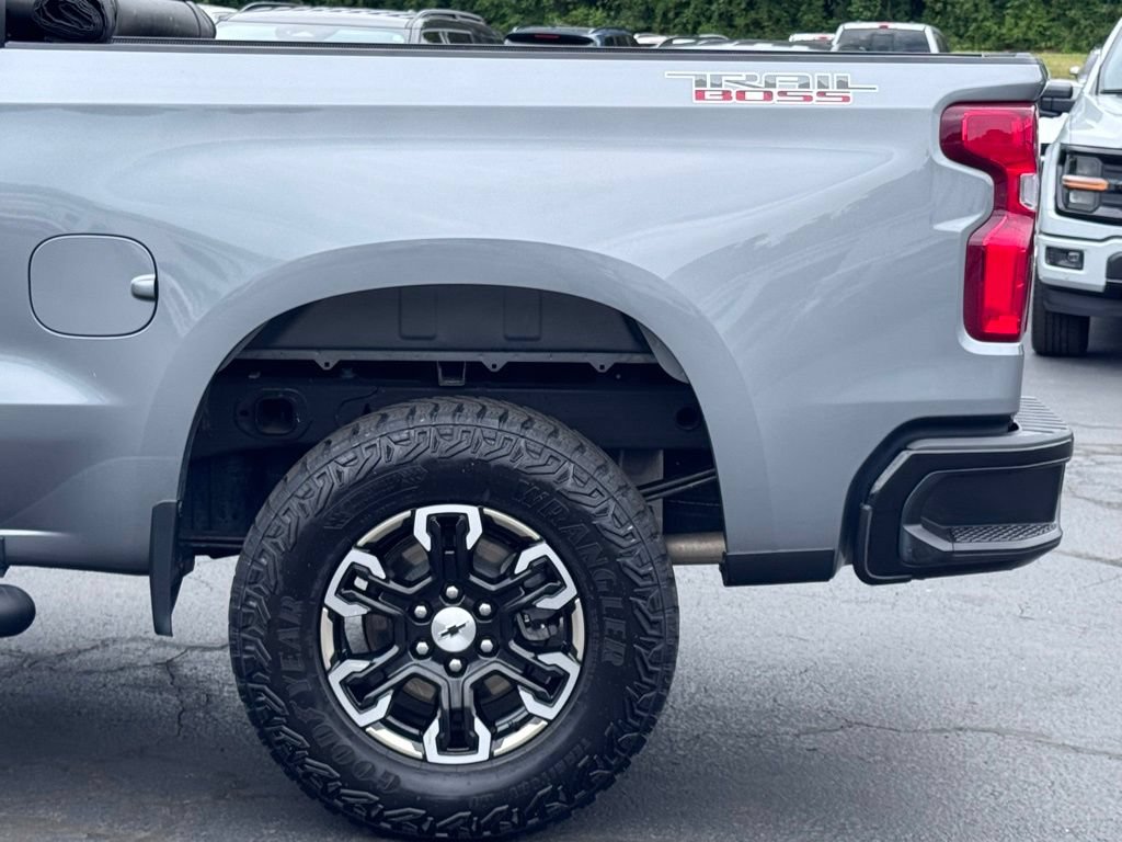 Used 2021 Chevrolet Silverado 1500 Custom Trail Boss AWD/4WD image 35