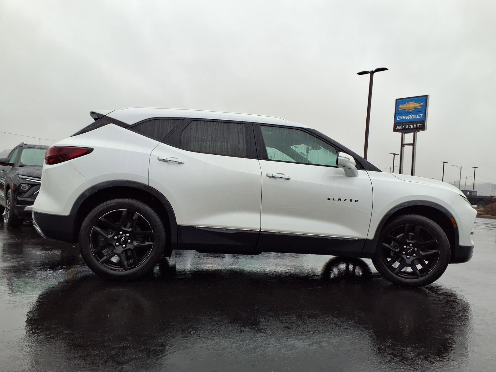 Used 2023 Chevrolet Blazer Premier w/ Driver Confidence II Package image 38