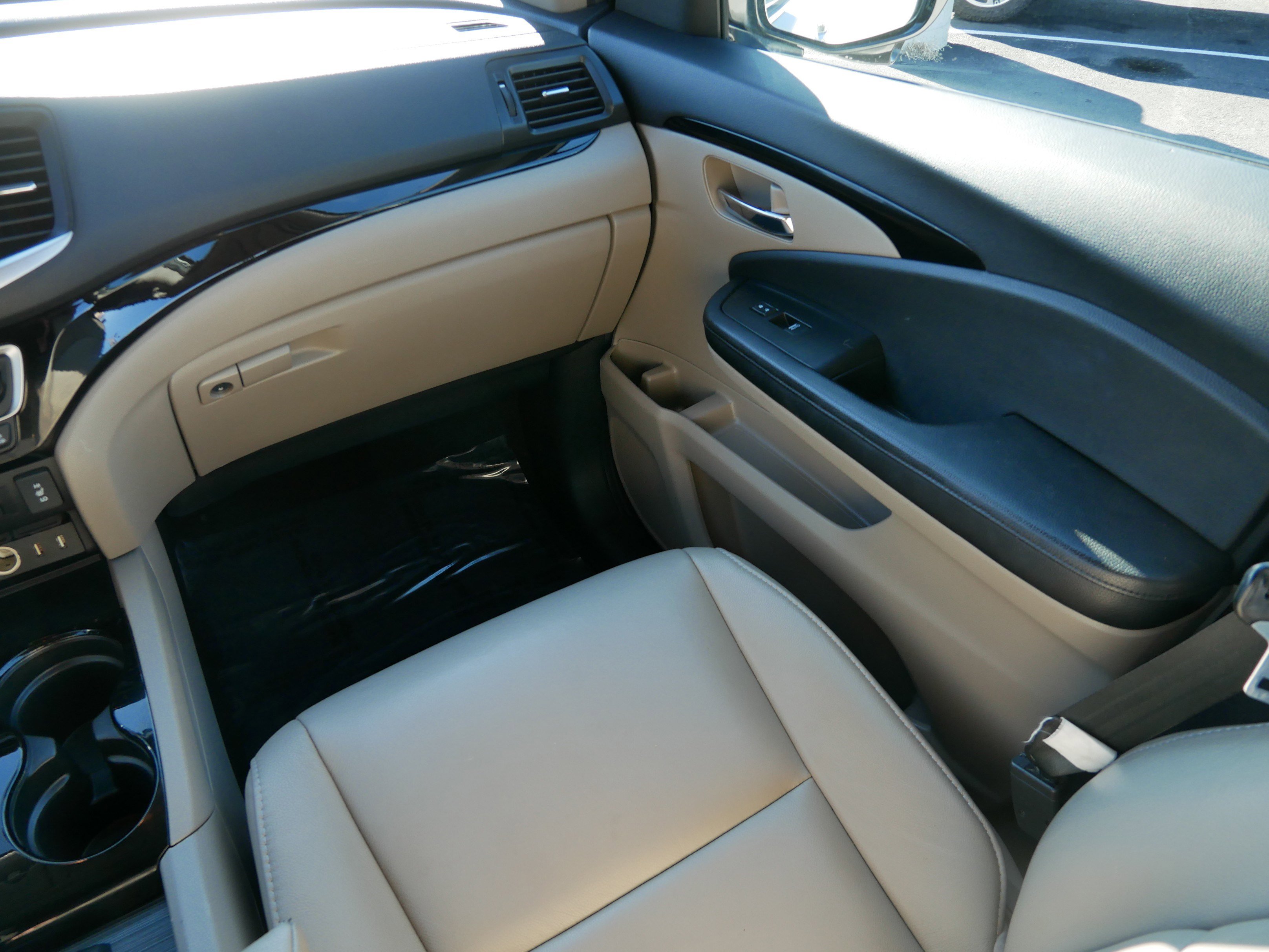 Used 2017 Honda Pilot Touring image 11