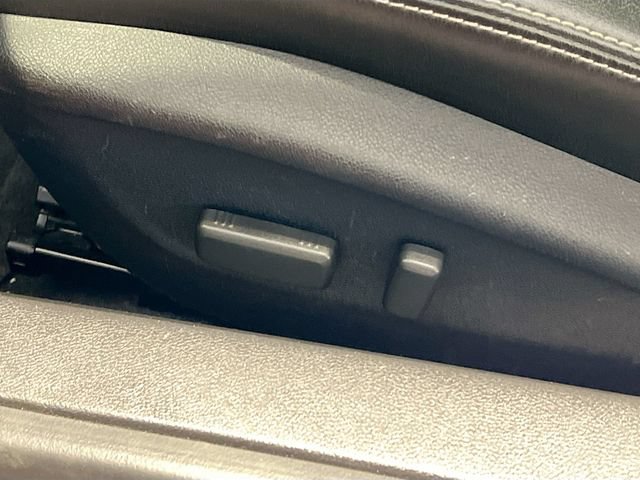 Used 2010 Chevrolet Camaro SS w/ RS Package RWD image 10