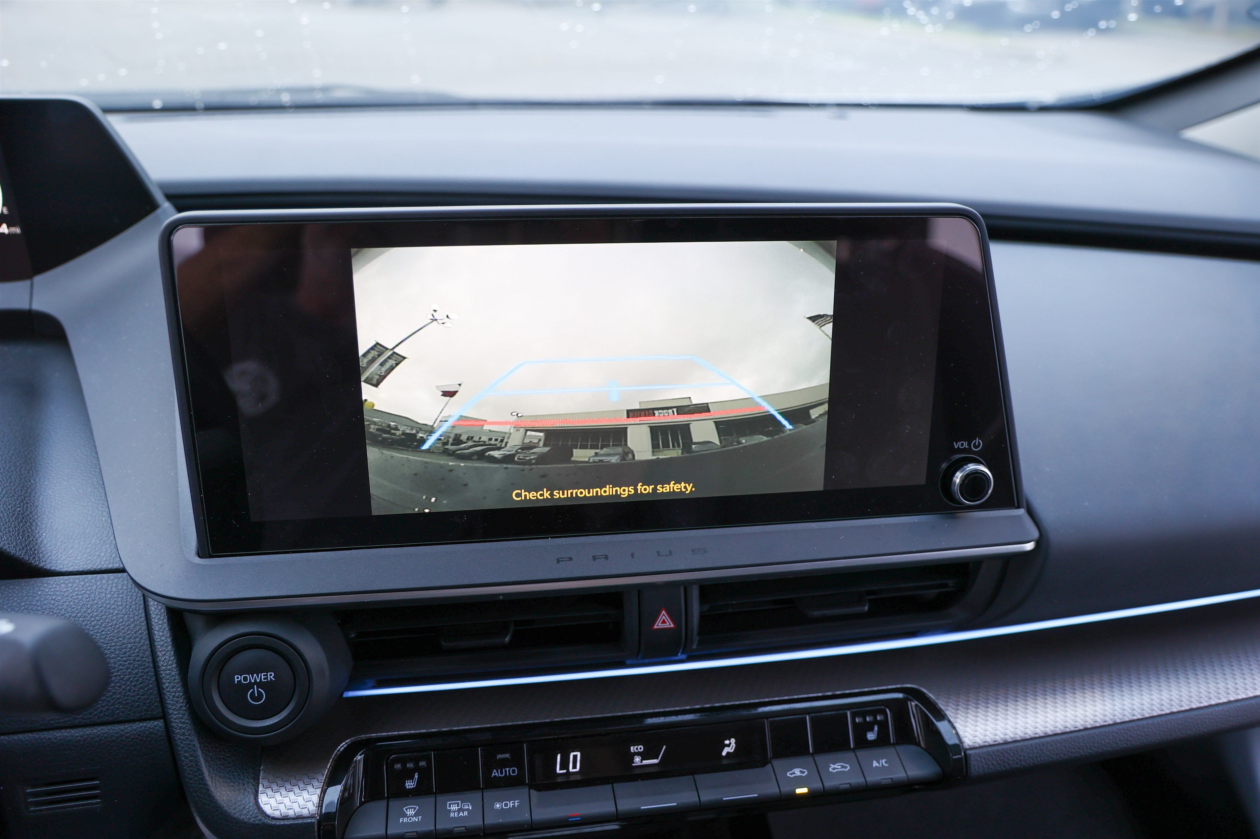 Used 2023 Toyota Prius XLE FWD image 22