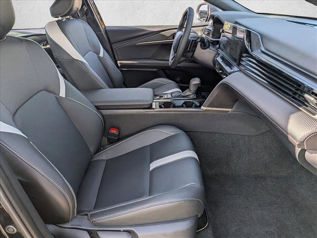 Used 2025 Toyota Camry SE image 20