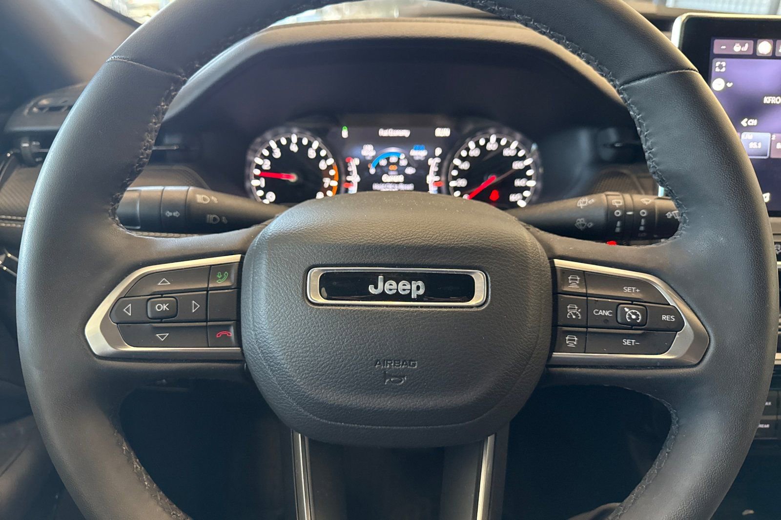 Used 2023 Jeep Compass Altitude w/ Convenience Group image 22