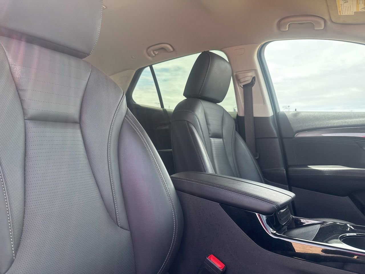 Used 2024 Buick Envision Preferred AWD/4WD image 26