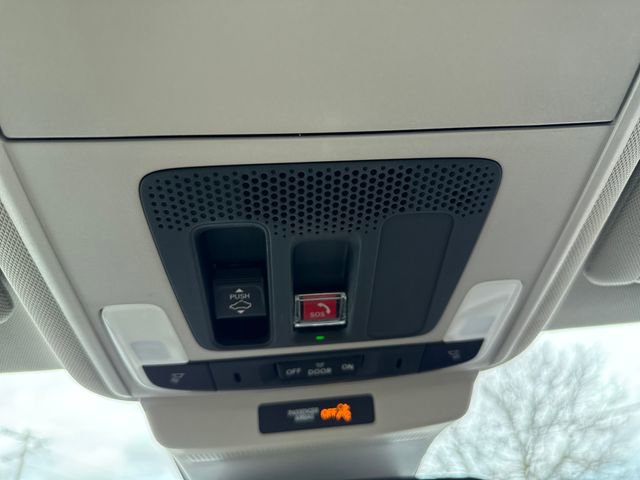 Certified 2025 Honda Accord SE image 37