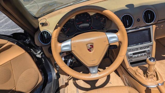 Used 2005 Porsche Boxster image 22