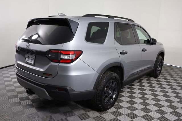 Used 2024 Honda Pilot TrailSport image 8