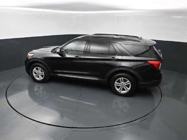 Used 2020 Ford Explorer XLT w/ Comfort Package AWD/4WD image 24