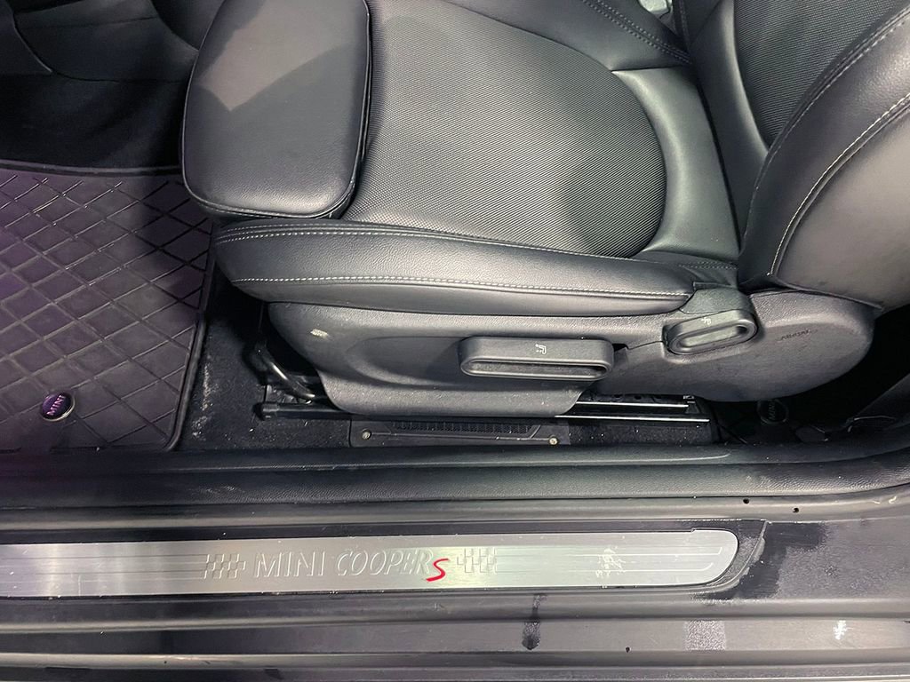 Used 2015 MINI Cooper S FWD image 20
