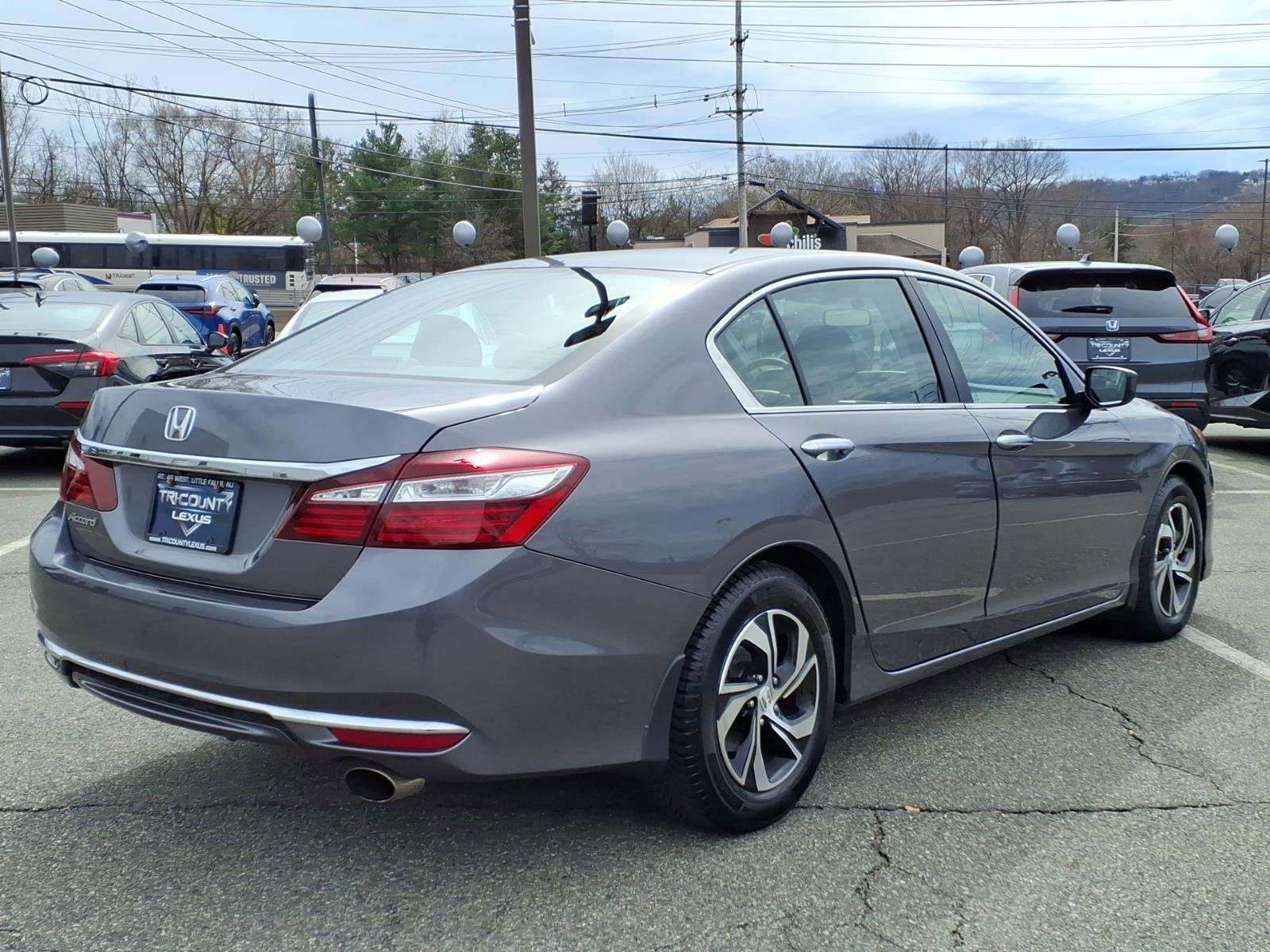 Used 2017 Honda Accord LX image 6
