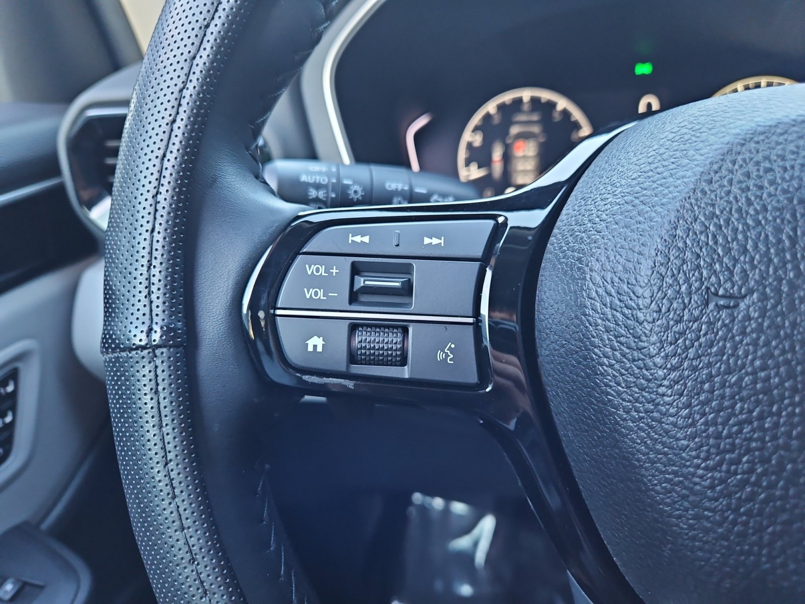 Used 2025 Honda Pilot EX-L image 27