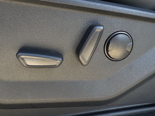 New 2026 Ford F250 Lariat w/ Black Appearance Package AWD/4WD image 30