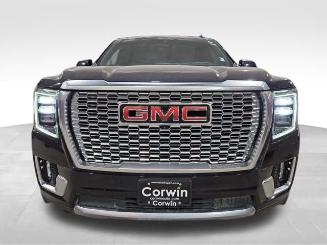 Used 2024 GMC Yukon XL Denali w/ Advanced Technology Package image 4