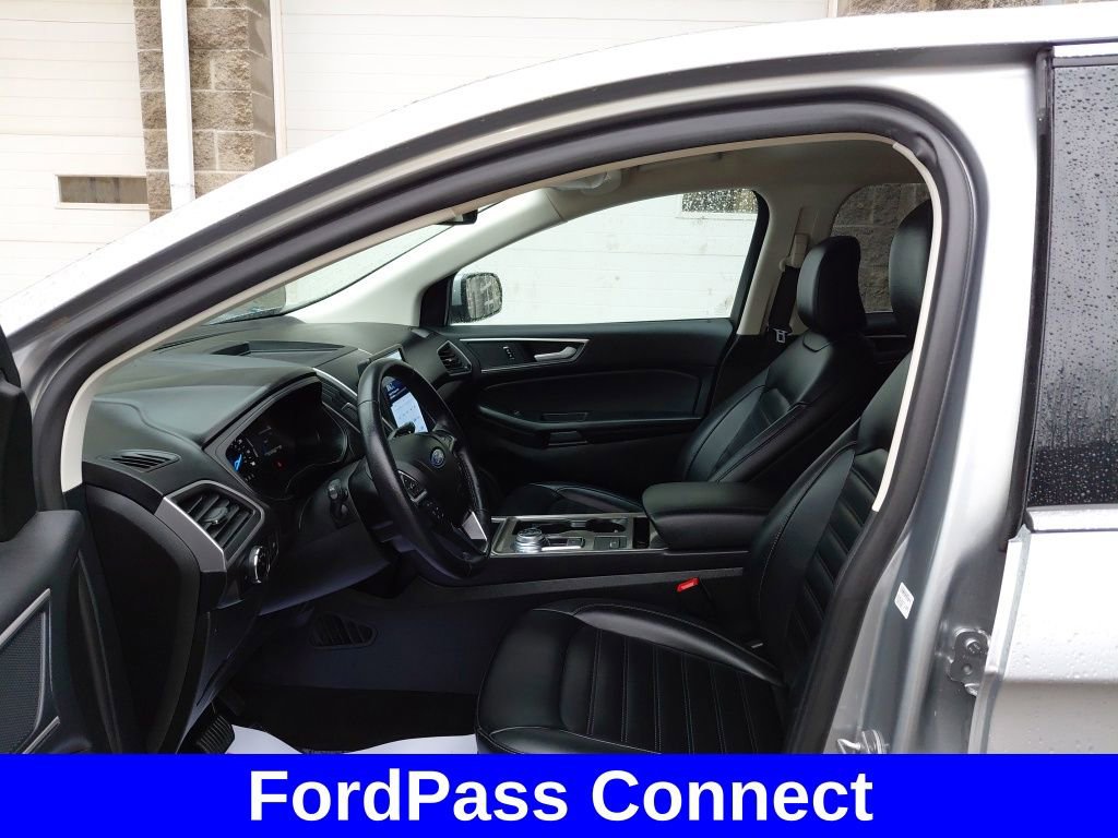 Used 2023 Ford Edge SEL image 12