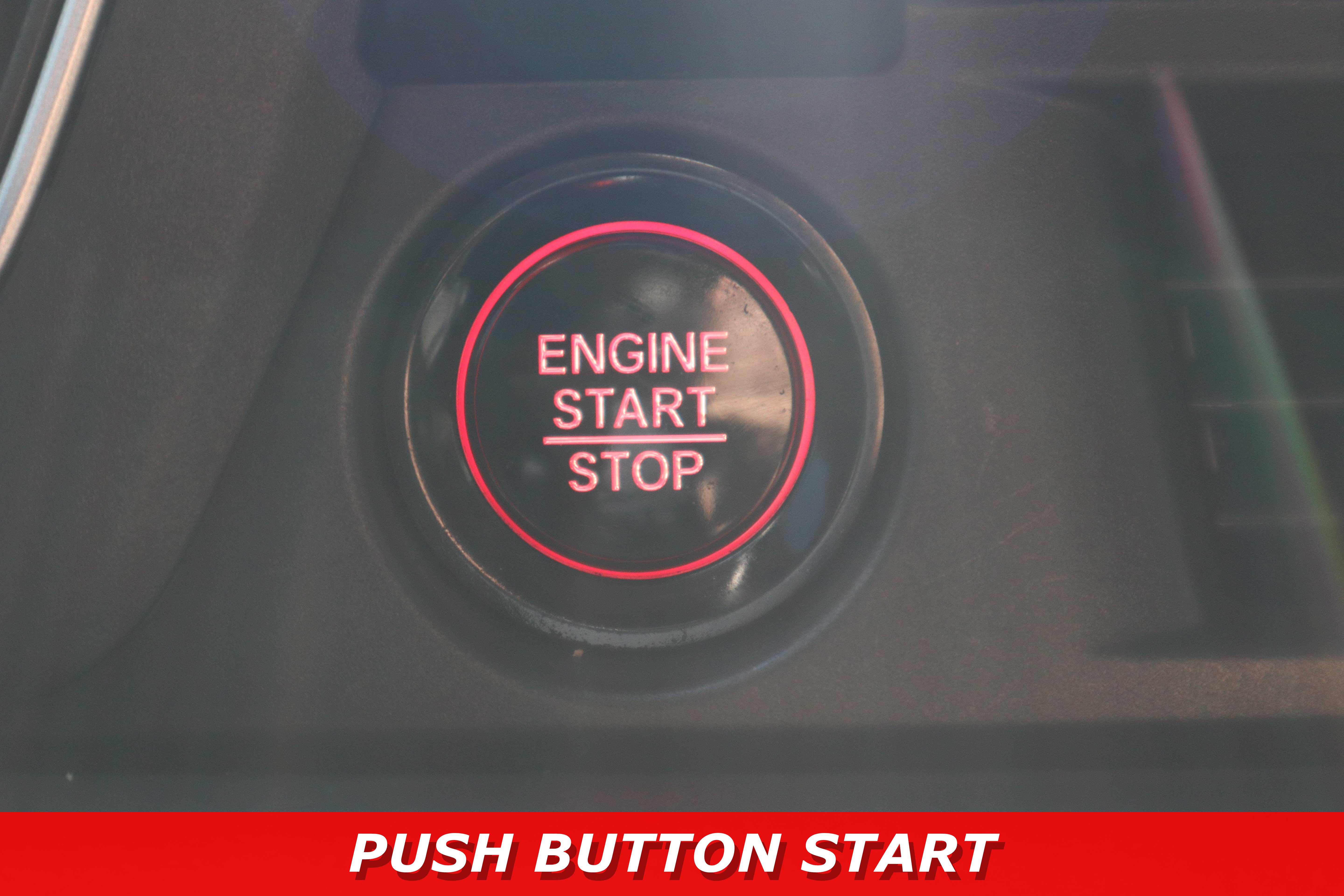 Used 2025 Honda Pilot EX-L image 18