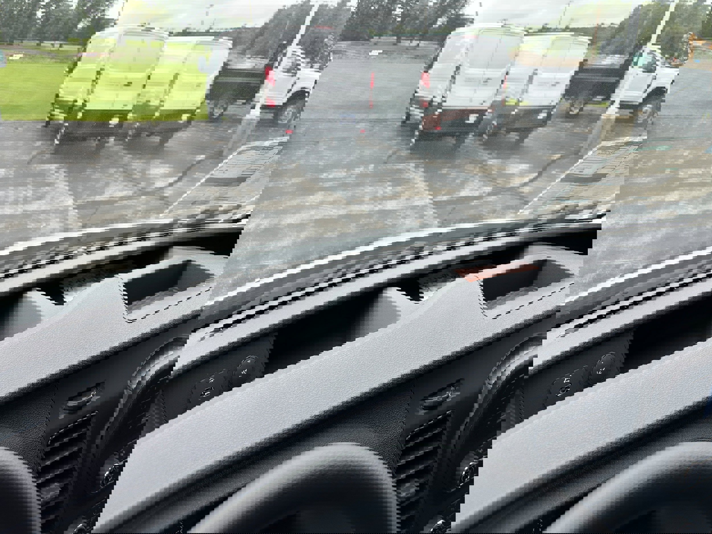 New 2025 Ford Transit 150 Low Roof w/ Load Area Protection Package image 20