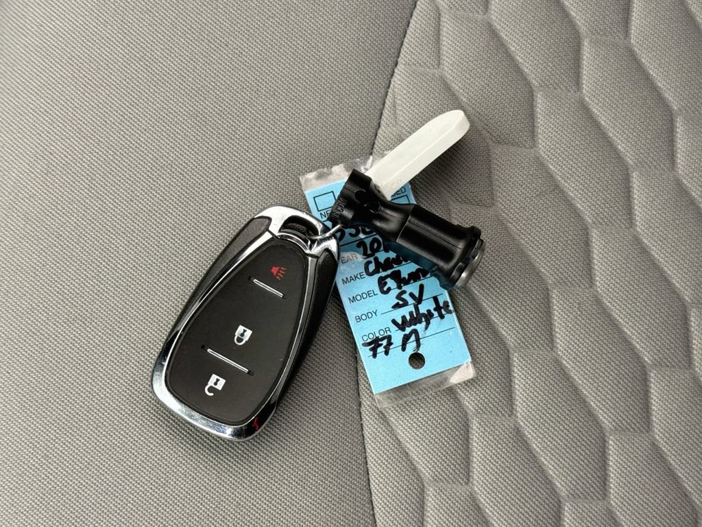 Used 2019 Chevrolet Equinox LS AWD/4WD image 29