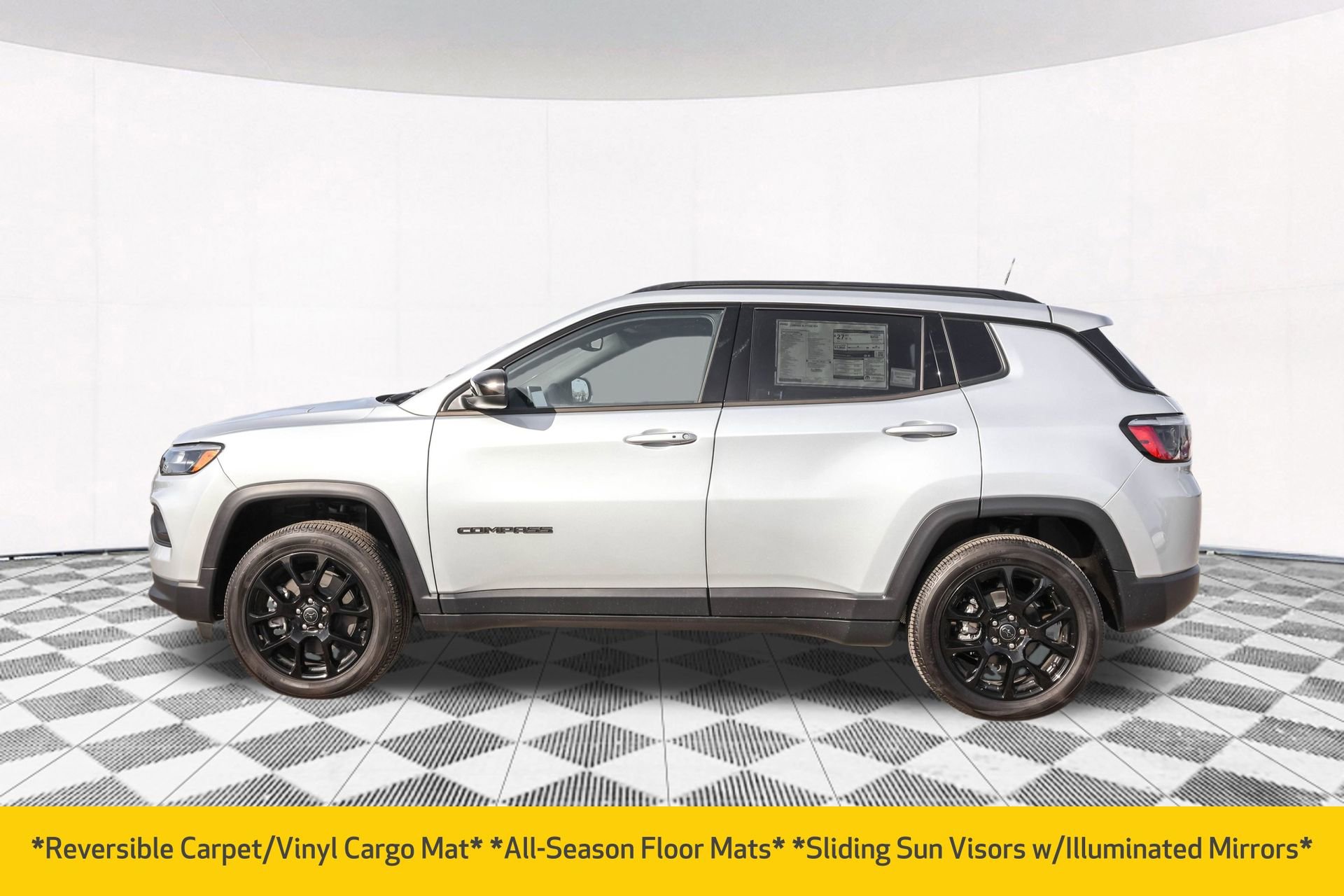 New 2025 Jeep Compass Latitude w/ Sun & Sound Group image 10