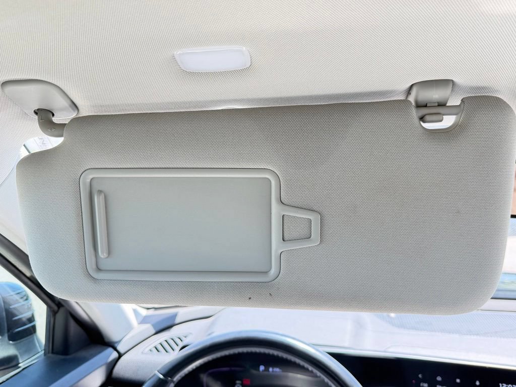 Used 2023 Kia Telluride S w/ S Sunroof Package FWD image 17