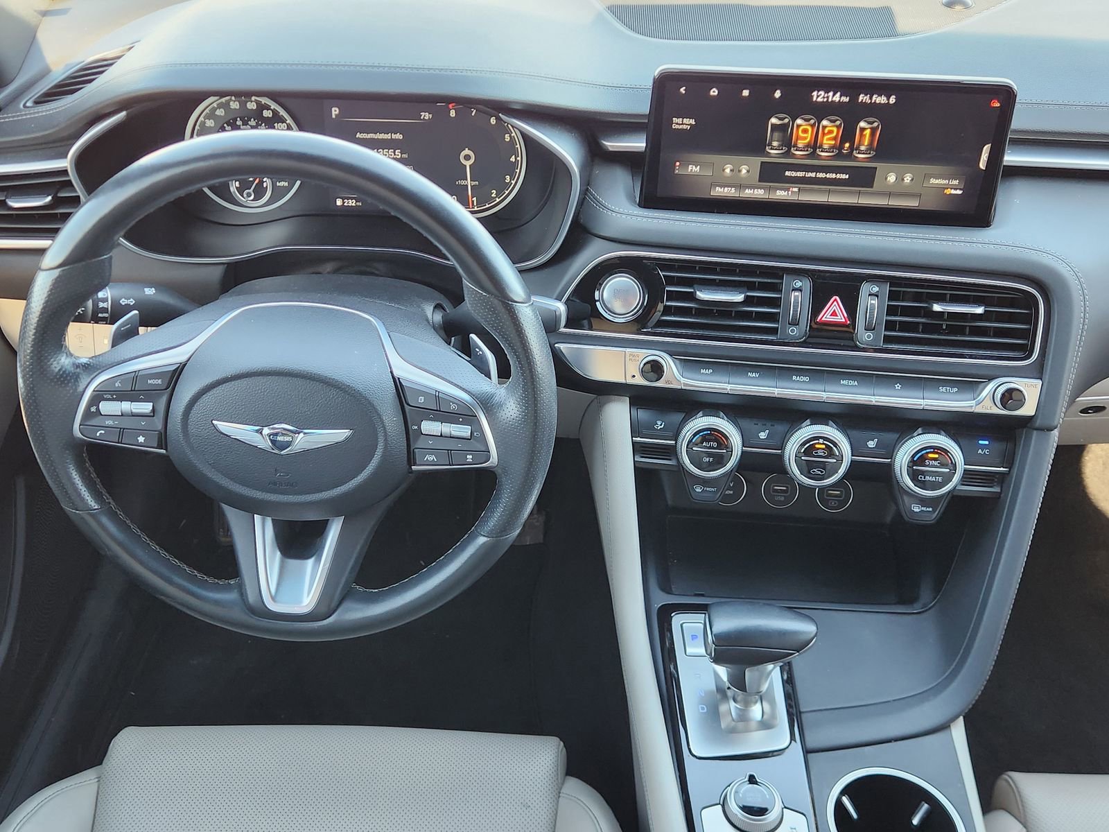 Used 2022 Genesis G70 2.0T image 31