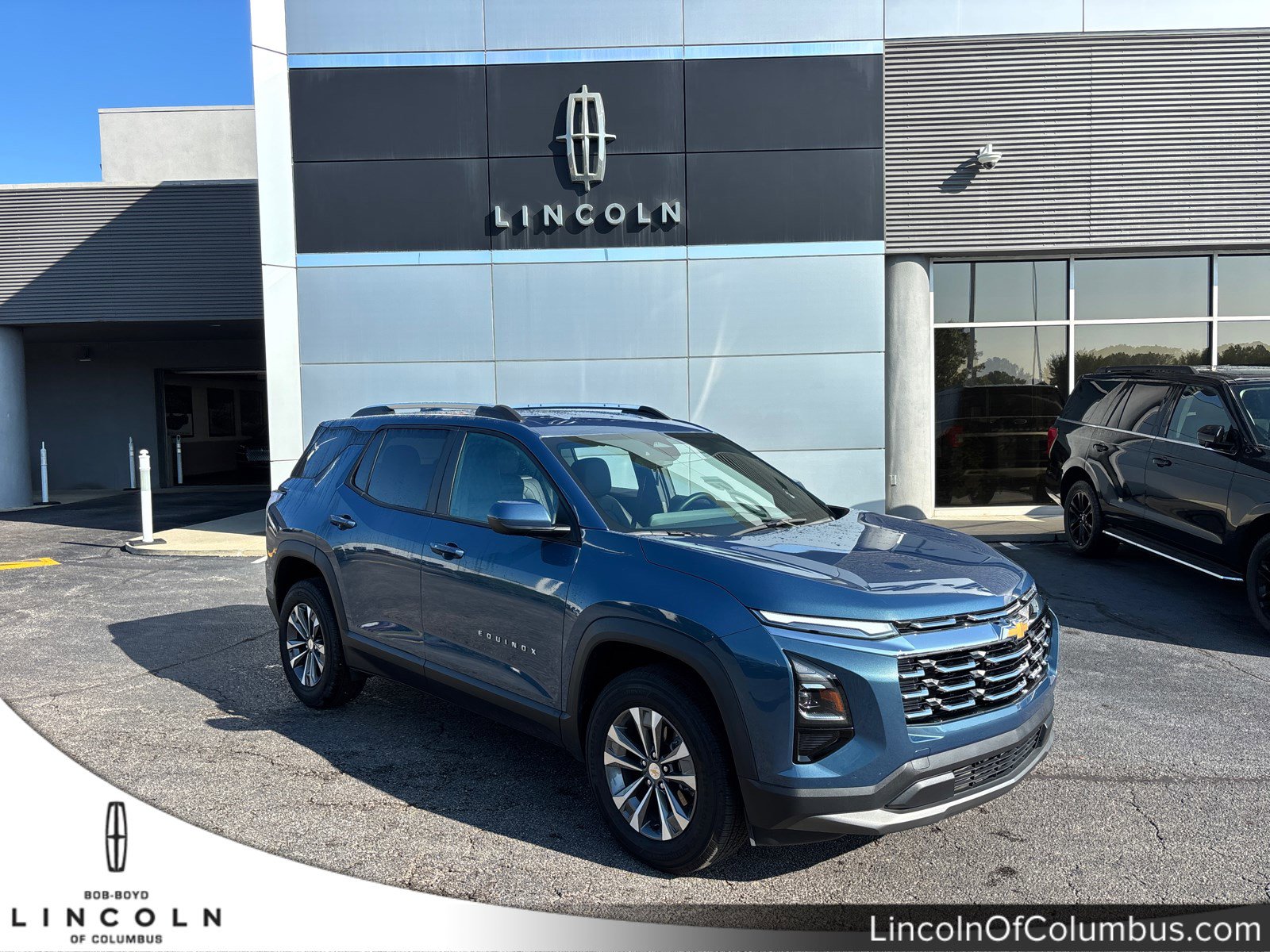 Used 2025 Chevrolet Equinox LT w/ Convenience Package II